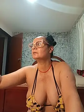 Eunice73 online show from July 2026 10:01:02 PM