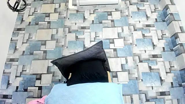 angel dthroatt online show from April 2026 12:10:01 PM