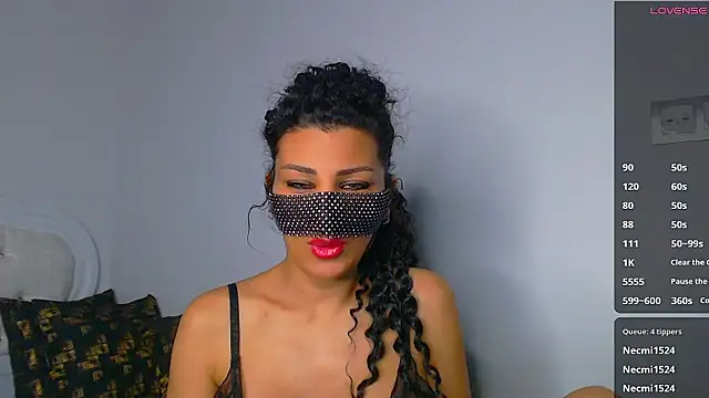 Snapshot of Turkish_Latina chatting on December 2024 12:45:02 AM Turkish Latina online show from December 2024 12:45:02 AM