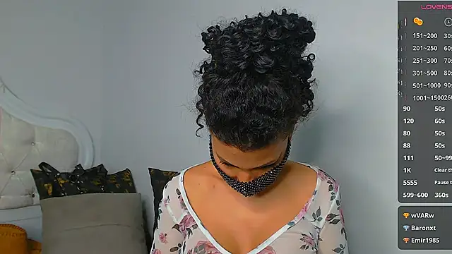 Snapshot of Turkish_Latina chatting on December 2024 12:45:02 AM Turkish Latina online show from December 2024 12:45:02 AM