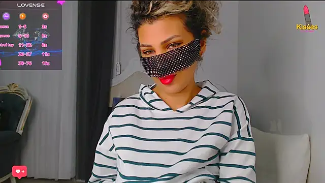 Snapshot of Turkish_Latina chatting on January 2025 09:23:02 PM Turkish Latina online show from January 2025 09:23:02 PM