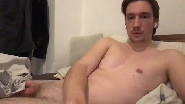 Snapshot of hungandfun05 chatting on January 2026 11:06:02 PM hungandfun05 online show from January 2026 11:06:02 PM