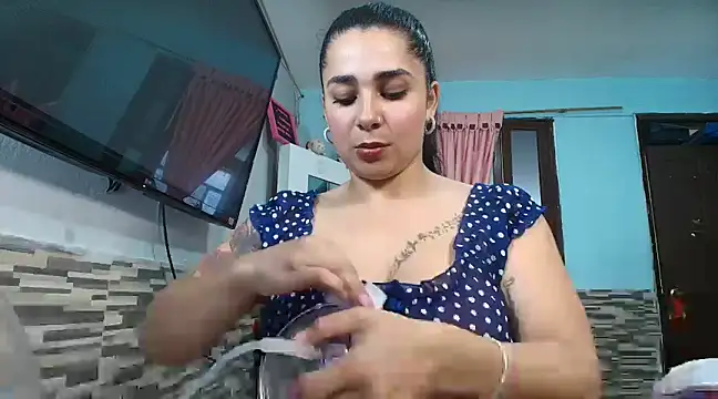 Snapshot of Meganmilk1 chatting on December 2024 04:43:01 PM Meganmilk1 online show from December 2024 04:43:01 PM