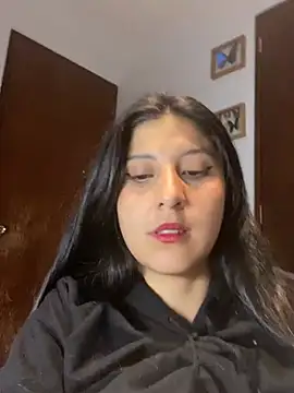 Snapshot of BubbleGumm_ chatting on March 2025 03:00:01 AM BubbleGumm online show from March 2025 03:00:01 AM