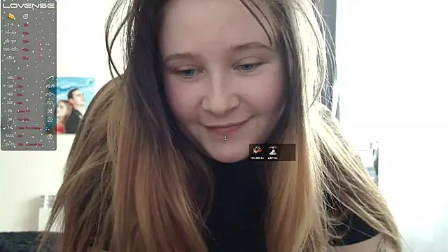 Light Luna online show from February 2025 07:23:01 AM