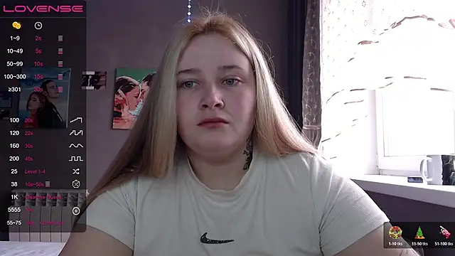 Light Luna online show from October 2025 07:14:01 AM