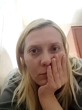 LeraSweet online show from October 2025 07:12:01 PM