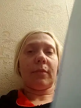 LeraSweet online show from May 2026 07:40:02 PM