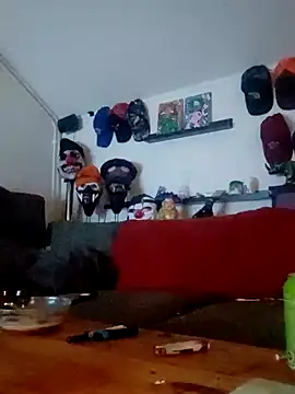 eltoulou online show from January 2025 10:01:01 PM