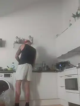 eltoulou online show from February 2025 03:05:02 PM