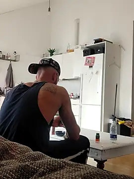 eltoulou online show from March 2025 11:29:01 AM