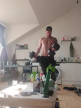 eltoulou online show from March 2025 01:48:01 PM