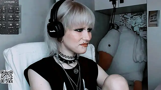 say mary online show from October 2025 10:26:01 AM