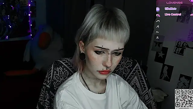 say mary online show from April 2026 11:20:02 PM