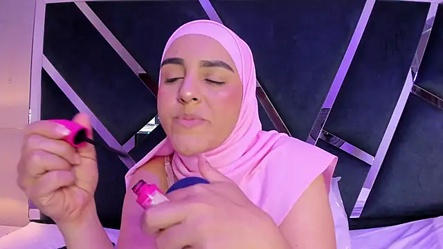 Nahid Jaziri1 online show from October 2025 07:58:02 PM