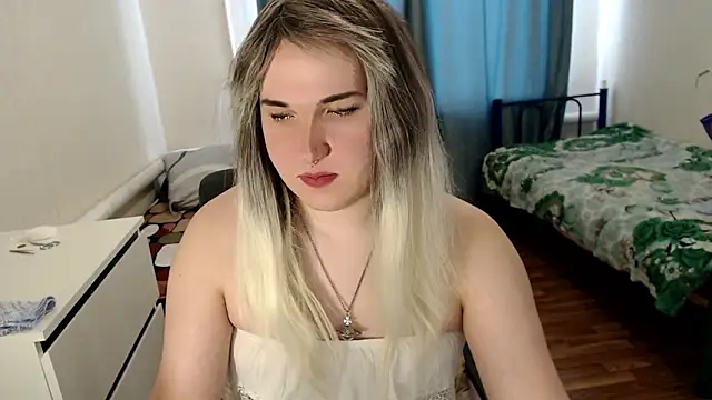 EvaMiron online show from March 2026 09:15:02 AM