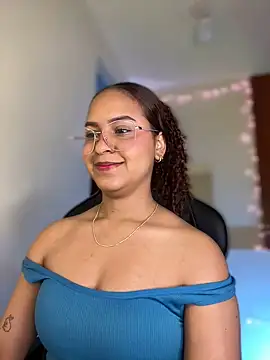 Snapshot of gretta_kler1 chatting on December 2024 01:38:02 PM gretta kler1 online show from December 2024 01:38:02 PM
