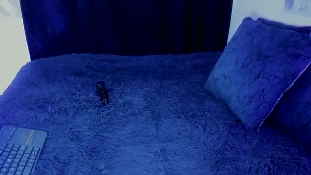 Keket Smitth online show from November 2025 08:20:01 PM