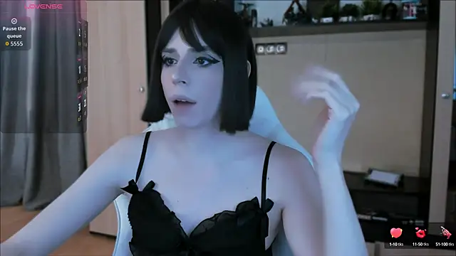 FemAlexa  online show from September 2025 02:06:01 PM