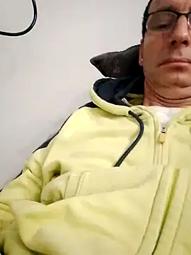 Snapshot of Anastasio33 chatting on September 2025 05:31:01 AM Anastasio33 online show from September 2025 05:31:01 AM