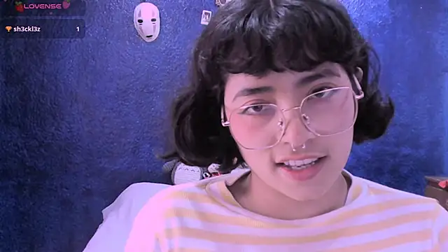 NinaYellow online show from December 2024 06:55:01 PM