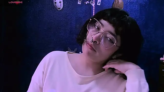 NinaYellow online show from December 2024 02:46:02 PM