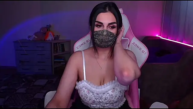   Yasmina   online show from March 2025 06:58:02 AM