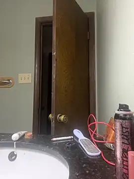 Snapshot of Everlyrose27 chatting on September 2025 02:16:01 PM Everlyrose27 online show from September 2025 02:16:01 PM