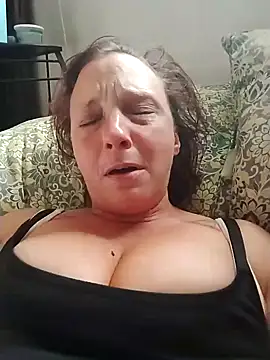 Snapshot of Everlyrose27 chatting on January 2026 07:39:01 PM Everlyrose27 online show from January 2026 07:39:01 PM