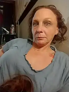 Snapshot of Everlyrose27 chatting on February 2026 01:46:02 AM Everlyrose27 online show from February 2026 01:46:02 AM