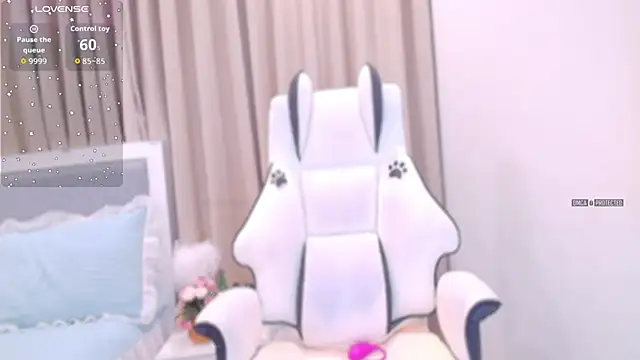 PimChanOK online show from March 2026 02:21:01 PM