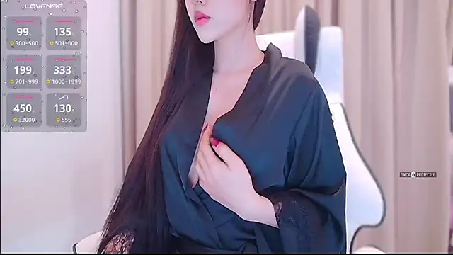 PimChanOK online show from April 2026 01:23:01 PM