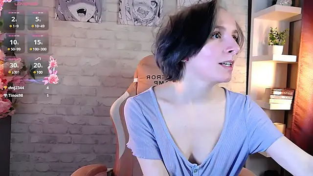 Snapshot of Violet_Veliya chatting on March 2025 05:05:01 PM Violet Veliya online show from March 2025 05:05:01 PM