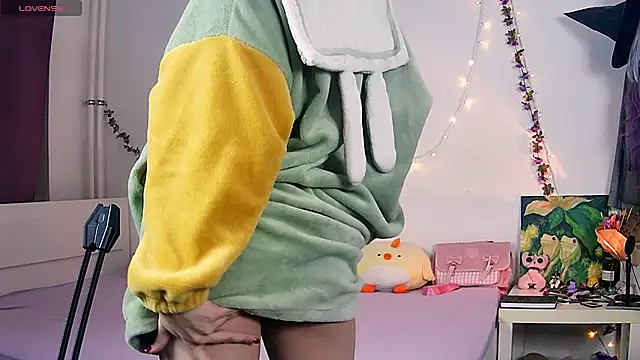 Snapshot of Violet_Veliya chatting on September 2025 05:40:02 PM Violet Veliya online show from September 2025 05:40:02 PM