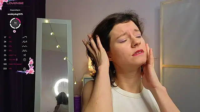 Snapshot of Dana_Magicall chatting on December 2024 01:32:02 PM Dana Magicall online show from December 2024 01:32:02 PM