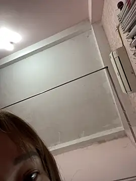 Linh diudang online show from March 2025 02:43:01 AM