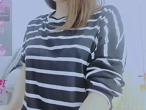 Linh diudang online show from November 2025 03:19:02 AM