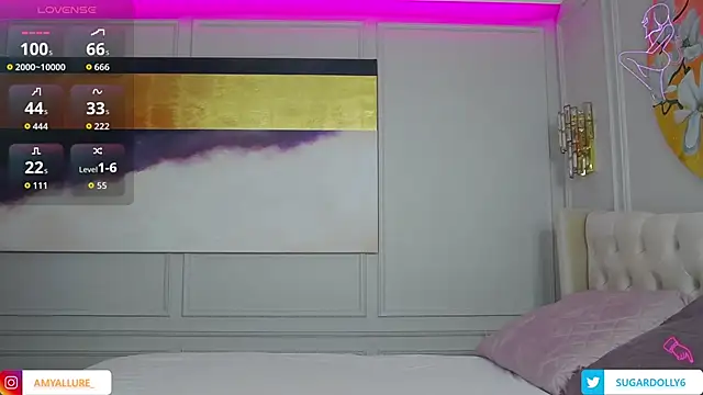 AmyAzureee online show from September 2025 08:53:02 PM