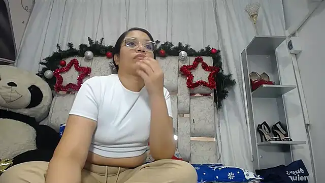 KEYRA-MILLER- online show from January 2026 04:37:02 AM