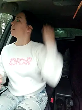 Snapshot of -Pupsiki- chatting on February 2026 05:14:02 AM -Pupsiki- online show from February 2026 05:14:02 AM