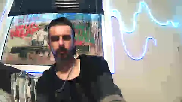 Snapshot of Joshedm780 chatting on May 2026 02:03:01 PM Joshedm780 online show from May 2026 02:03:01 PM