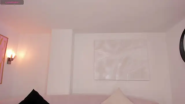 PaulinaSantos  online show from December 2025 07:08:02 PM