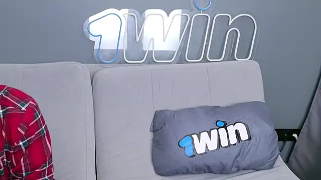 Ksenny online show from January 2025 12:07:02 PM