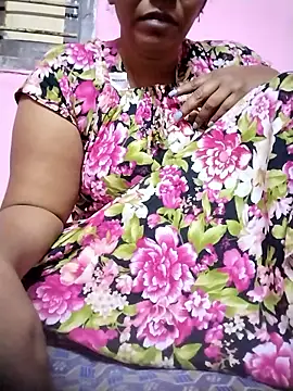 Tamilpriya46 online show from January 2026 01:33:01 AM