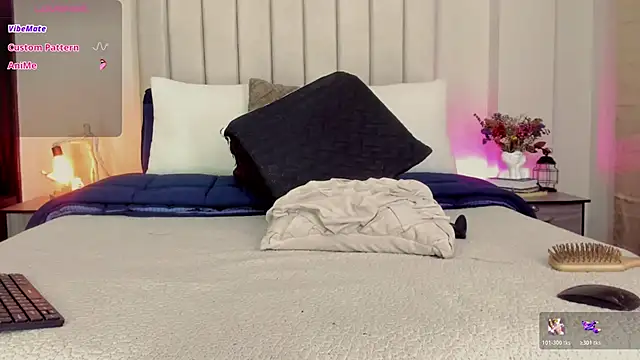 romina-brunette online show from December 2025 03:54:02 PM