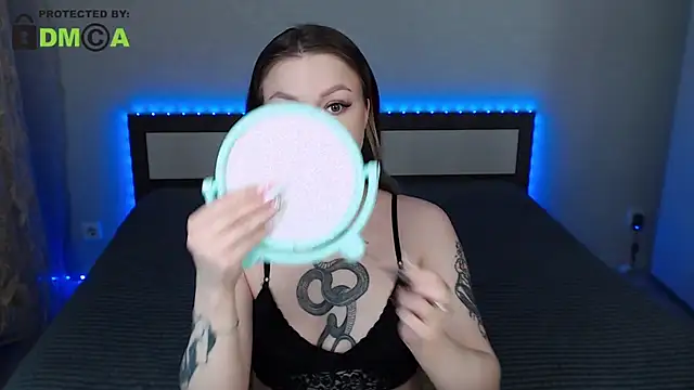 RonnieMilles online show from June 2026 01:10:01 AM