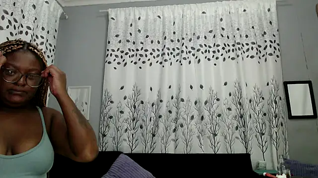 TheDoubleTrouble18xxx online show from February 2026 12:25:02 AM