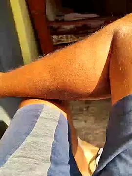 Snapshot of Brown_Munda047 chatting on October 2025 04:31:02 AM Brown Munda047 online show from October 2025 04:31:02 AM