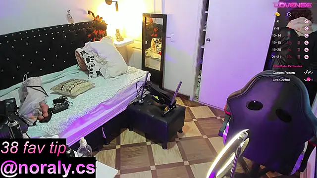 hey noraly online show from October 2025 04:02:02 AM