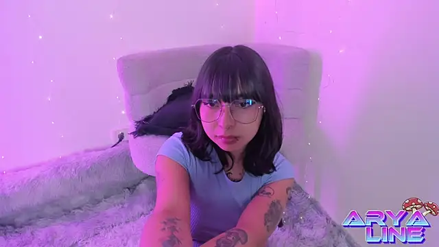 arysUwU online show from April 2026 06:19:01 AM